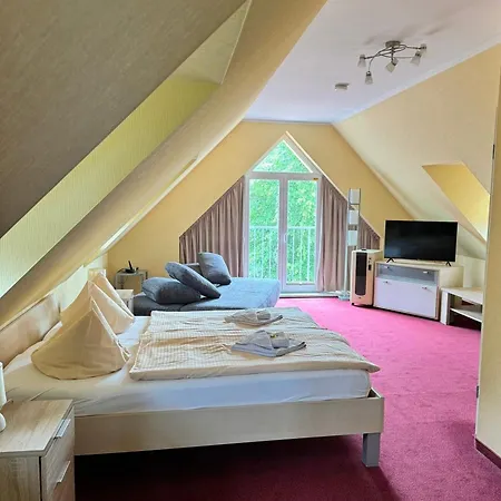 Deutsches Haus Ohg 3*