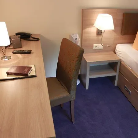 Deutsches Haus Ohg 3* Wolfen