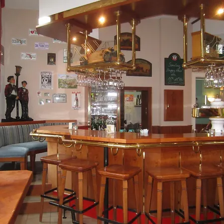 Hotell Deutsches Haus Ohg Wolfen